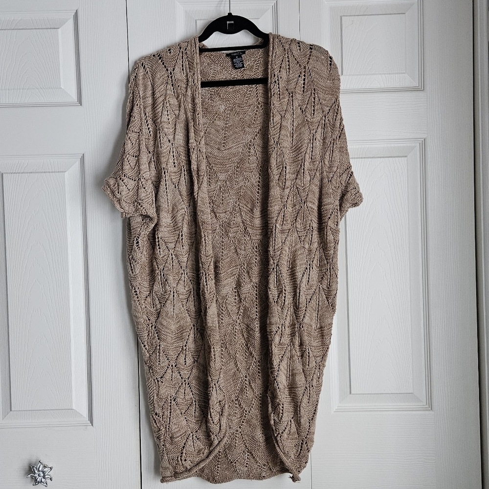 RUE 21 Long Cardigan Sz Medium Open Front Short Sleeve Sweater